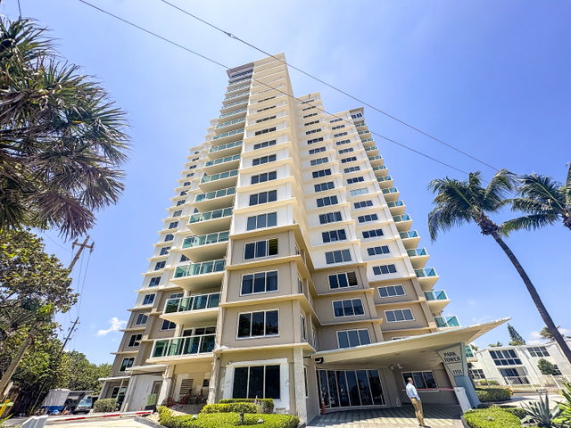 Park Tower  photo 2